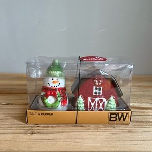 New Boston Warehouse Snowman And Barn Farmhouse Salt And Pepper Shakers